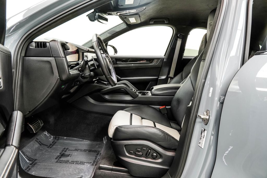 2024 Porsche Cayenne Coupe Turbo GT