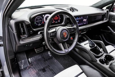 2024 Porsche Cayenne Coupe Turbo GT
