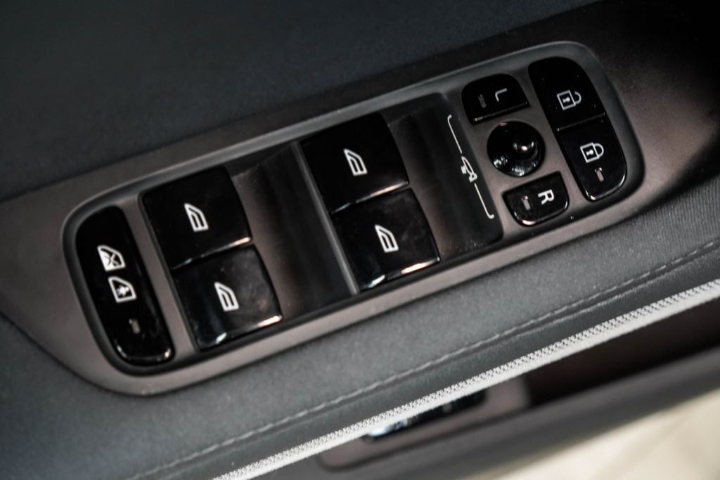 2023 Polestar 2 Long Range Dual Motor Performance Plus