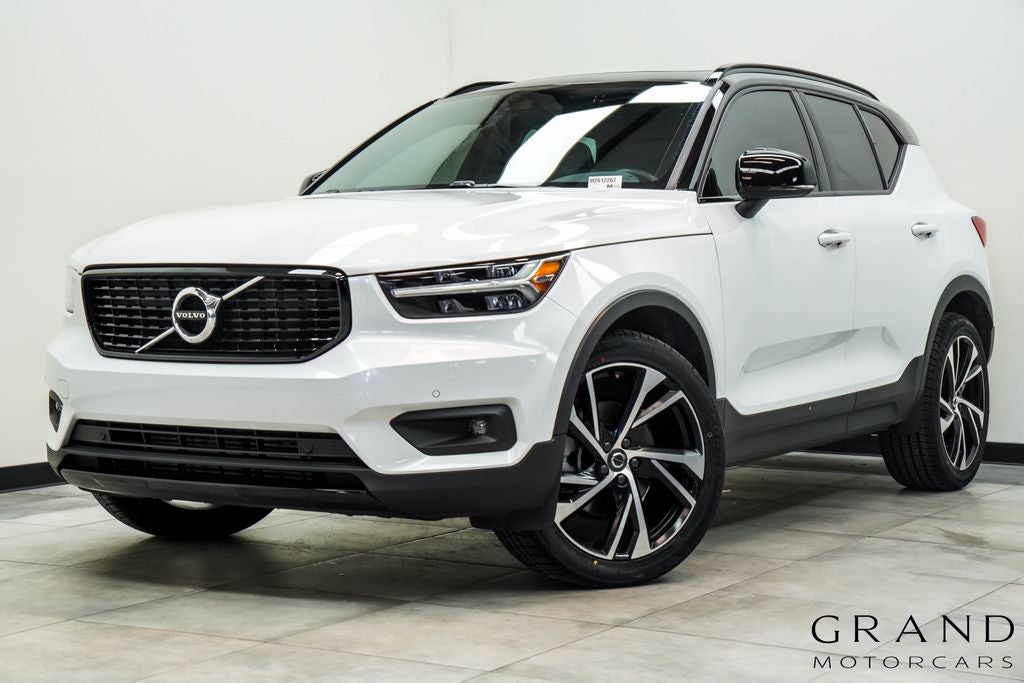2021 Volvo XC40 R-Design