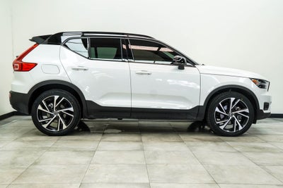 2021 Volvo XC40 R-Design