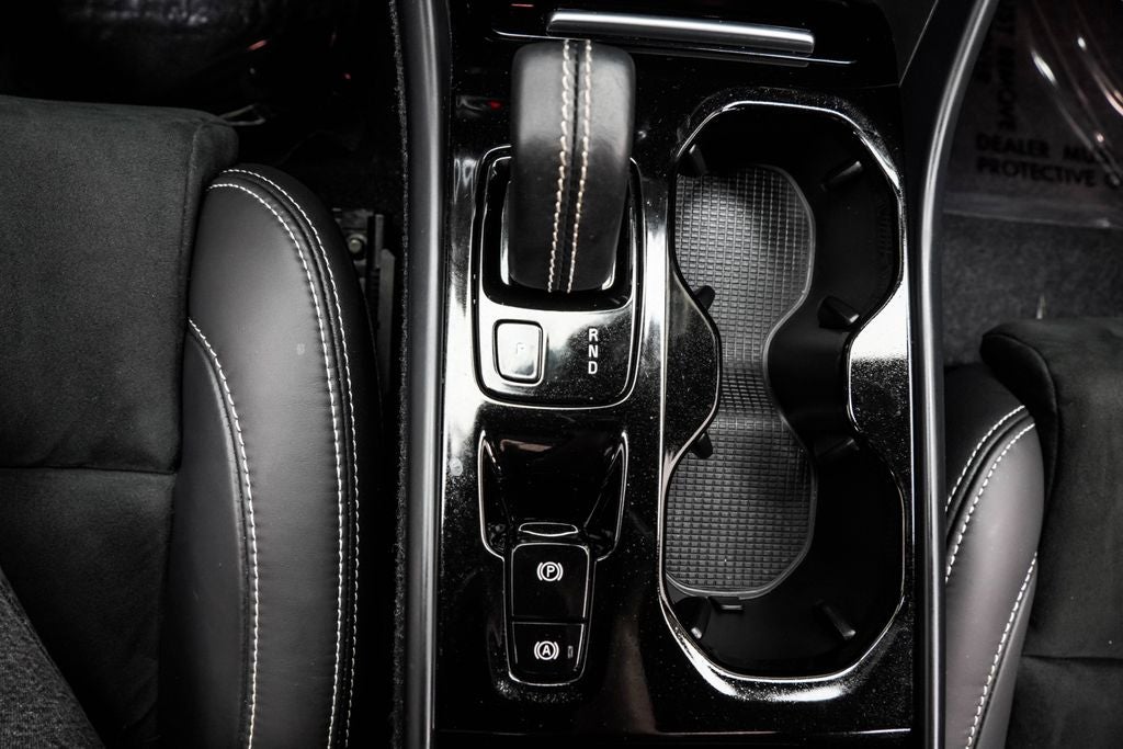 2021 Volvo XC40 R-Design
