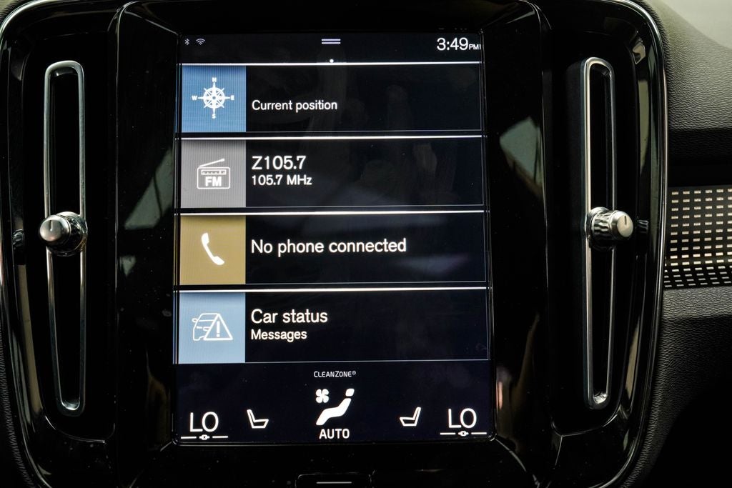 2021 Volvo XC40 R-Design