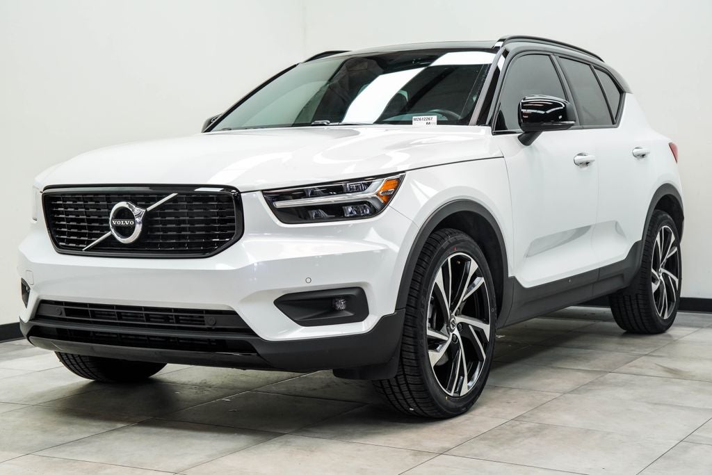 2021 Volvo XC40 R-Design