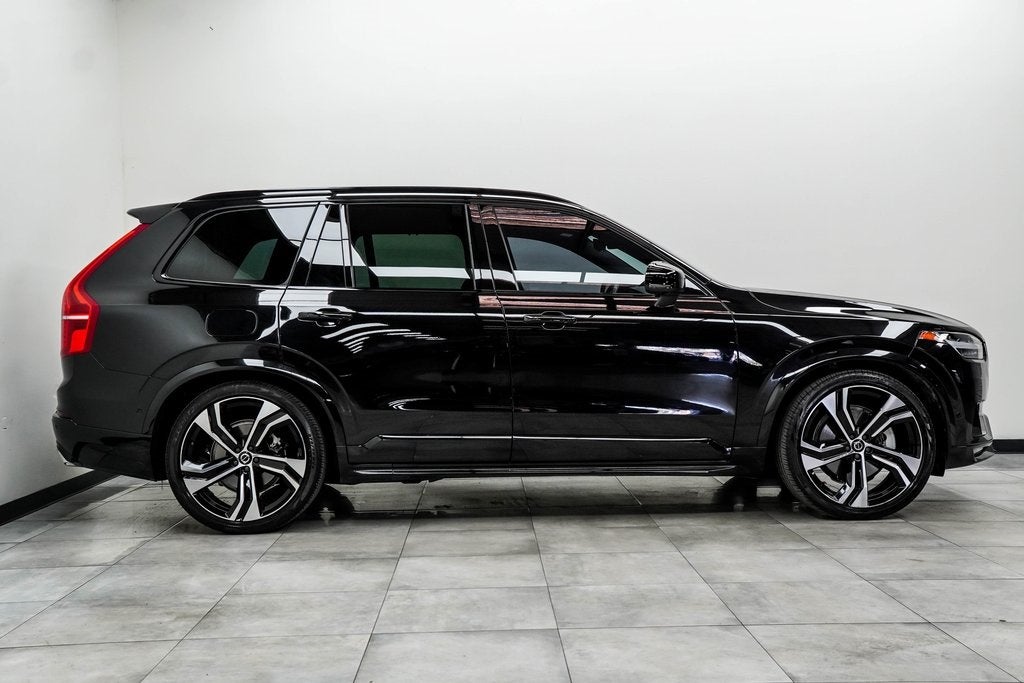 2021 Volvo XC90 T6 R-Design