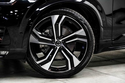 2021 Volvo XC90 T6 R-Design