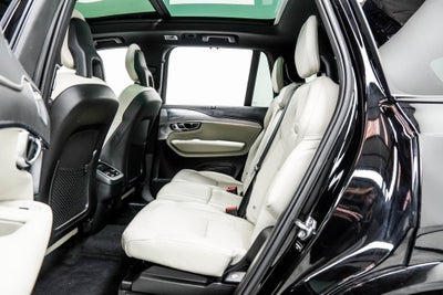 2021 Volvo XC90 T6 R-Design