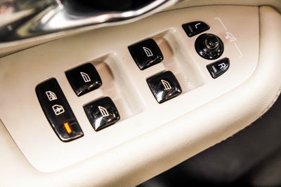 2021 Volvo XC90 T6 R-Design