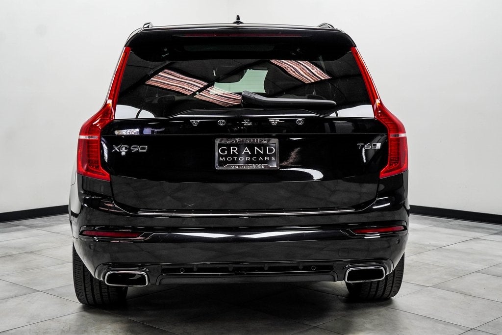 2021 Volvo XC90 T6 R-Design
