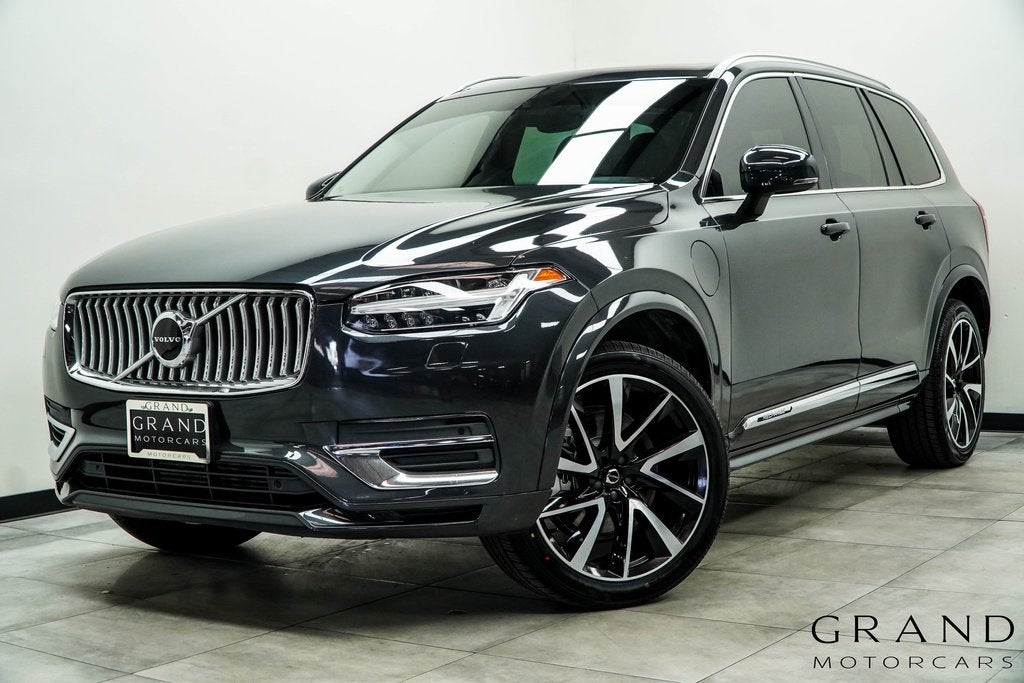 2021 Volvo XC90 Recharge Plug-In Hybrid T8 Inscription Expression 7 Passenger
