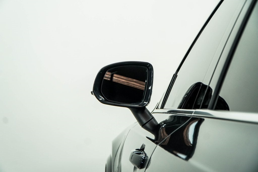 2021 Volvo XC90 Recharge Plug-In Hybrid T8 Inscription Expression 7 Passenger