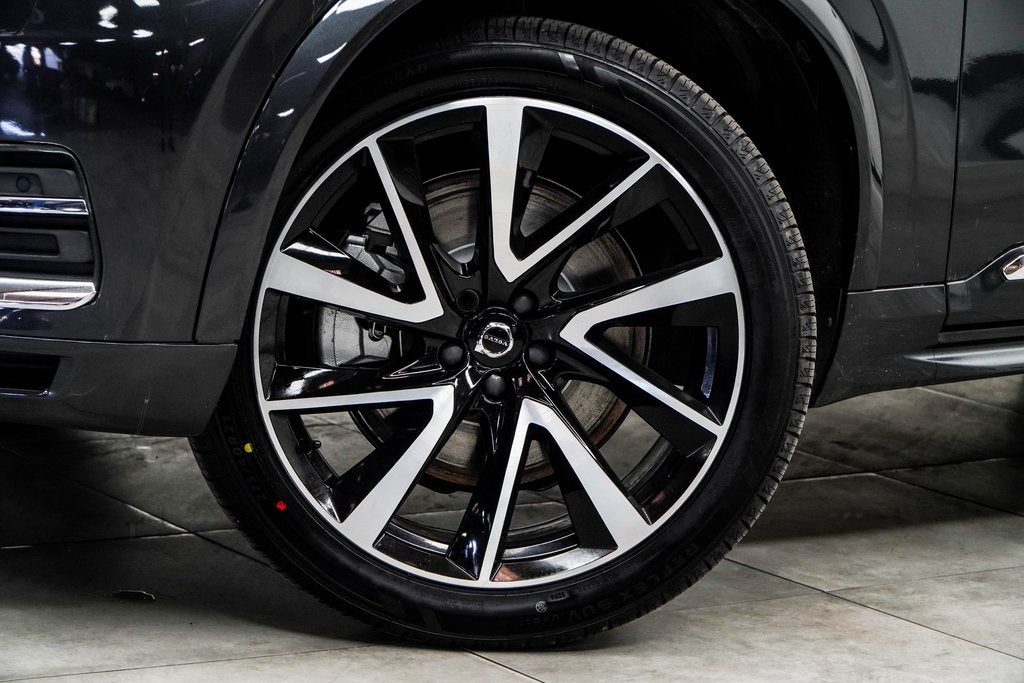 2021 Volvo XC90 Recharge Plug-In Hybrid T8 Inscription Expression 7 Passenger