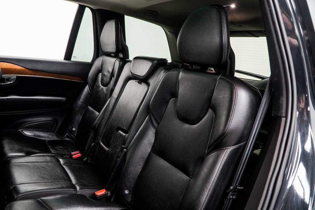 2021 Volvo XC90 Recharge Plug-In Hybrid T8 Inscription Expression 7 Passenger