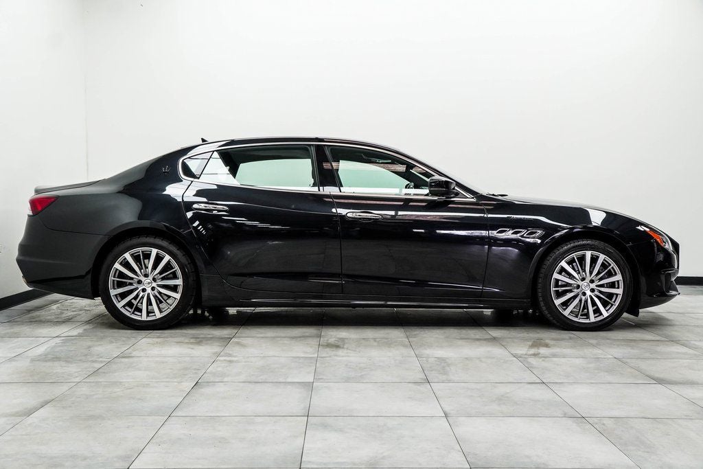 2022 Maserati Quattroporte Modena Q4