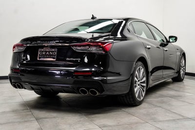 2022 Maserati Quattroporte Modena Q4