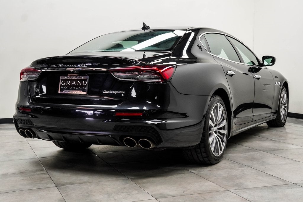 2022 Maserati Quattroporte Modena Q4