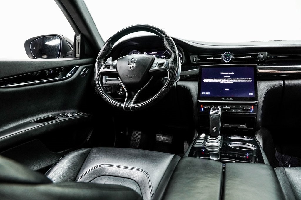 2022 Maserati Quattroporte Modena Q4