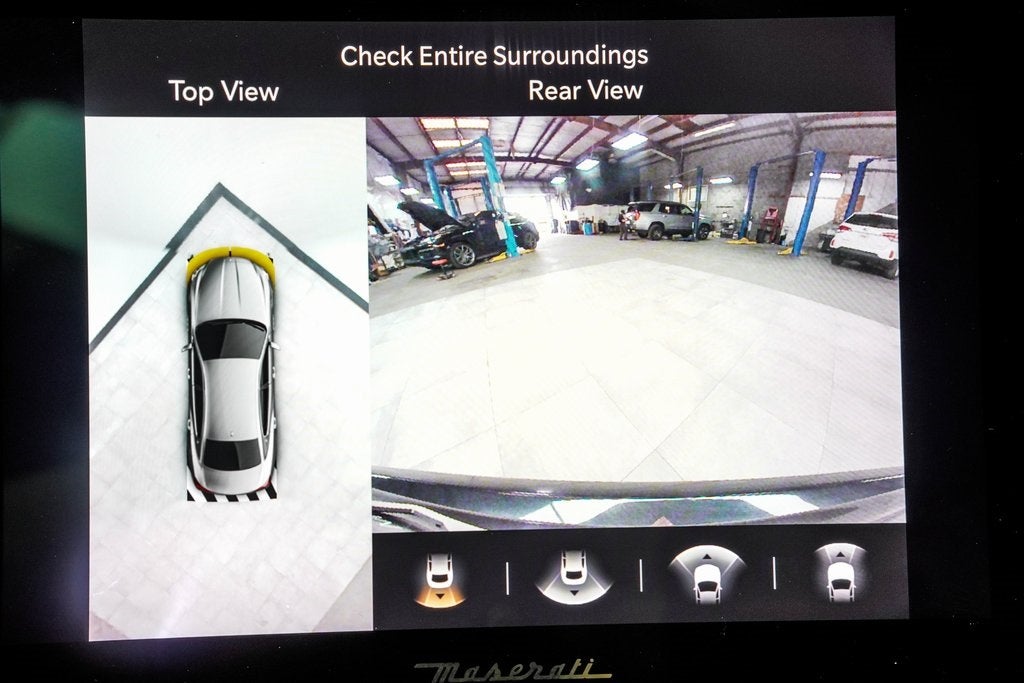 2022 Maserati Quattroporte Modena Q4