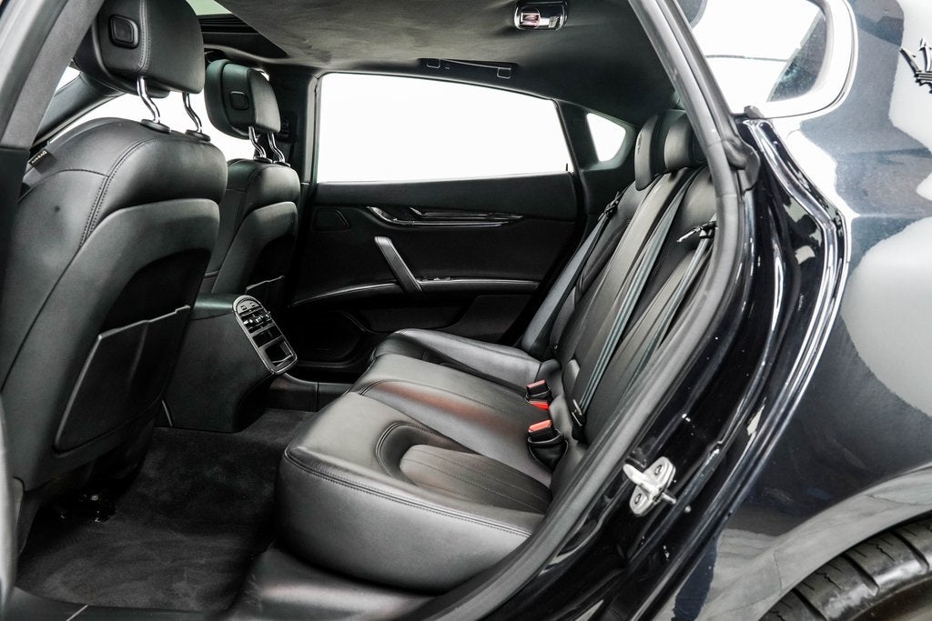 2022 Maserati Quattroporte Modena Q4