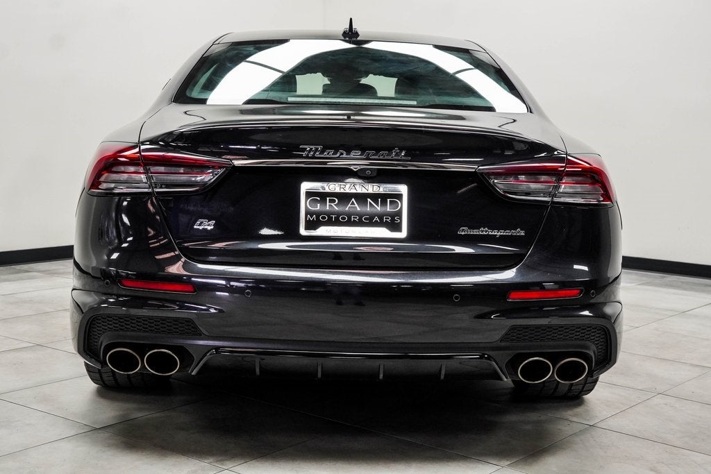 2022 Maserati Quattroporte Modena Q4