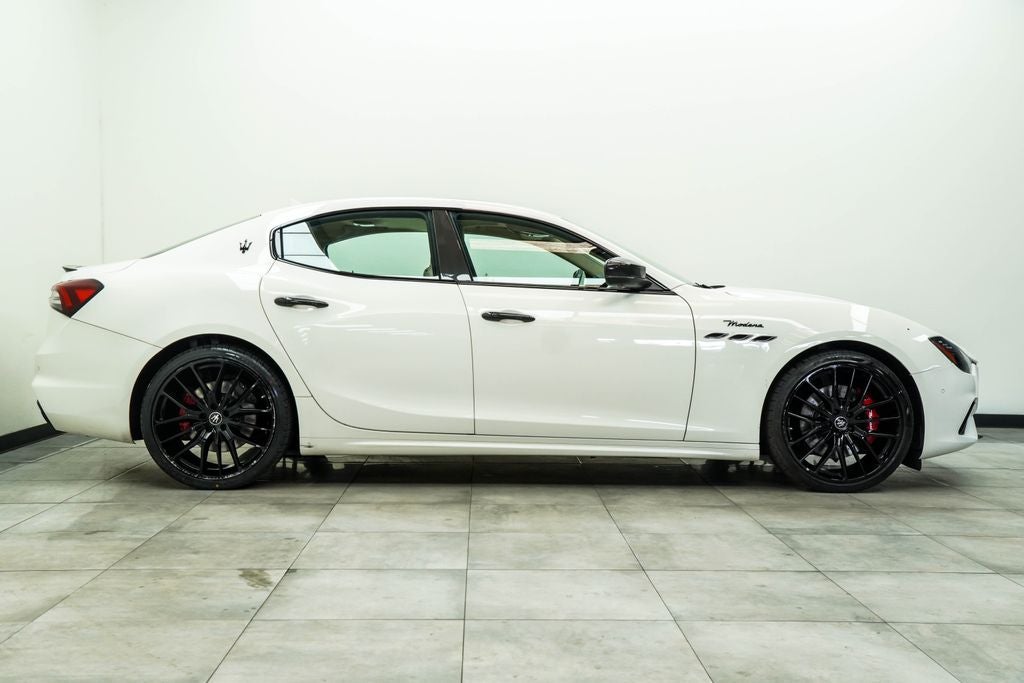 2022 Maserati Ghibli Modena