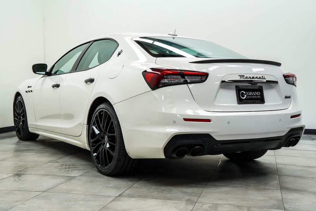 2022 Maserati Ghibli Modena