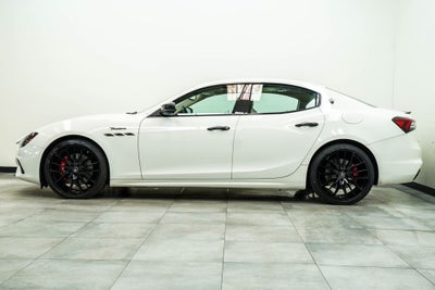 2022 Maserati Ghibli Modena
