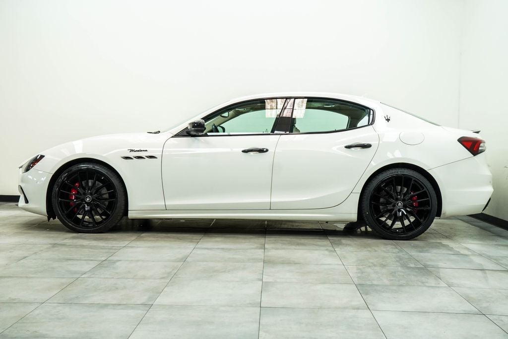 2022 Maserati Ghibli Modena