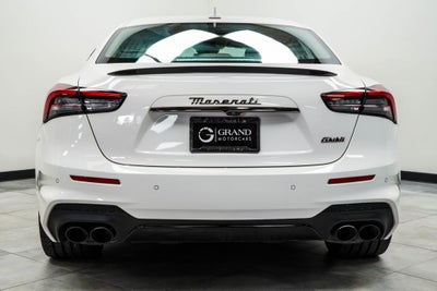 2022 Maserati Ghibli Modena