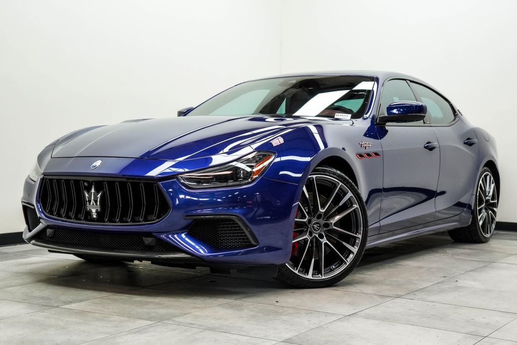 2022 Maserati Ghibli Trofeo