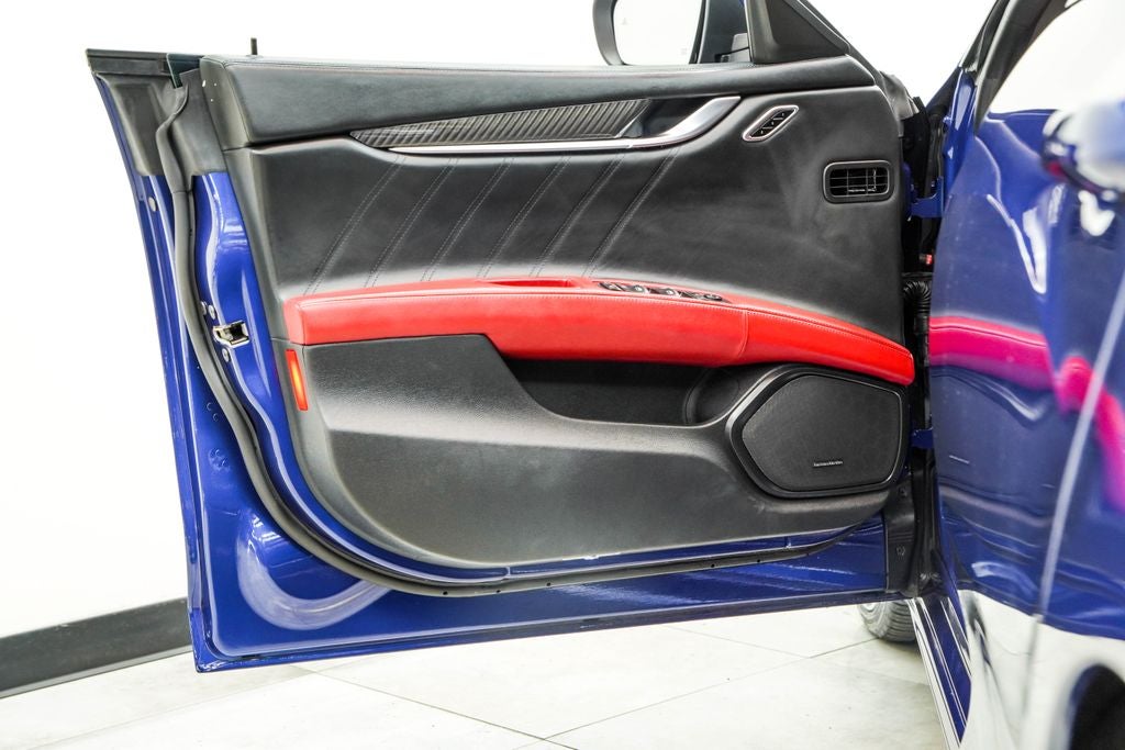 2022 Maserati Ghibli Trofeo