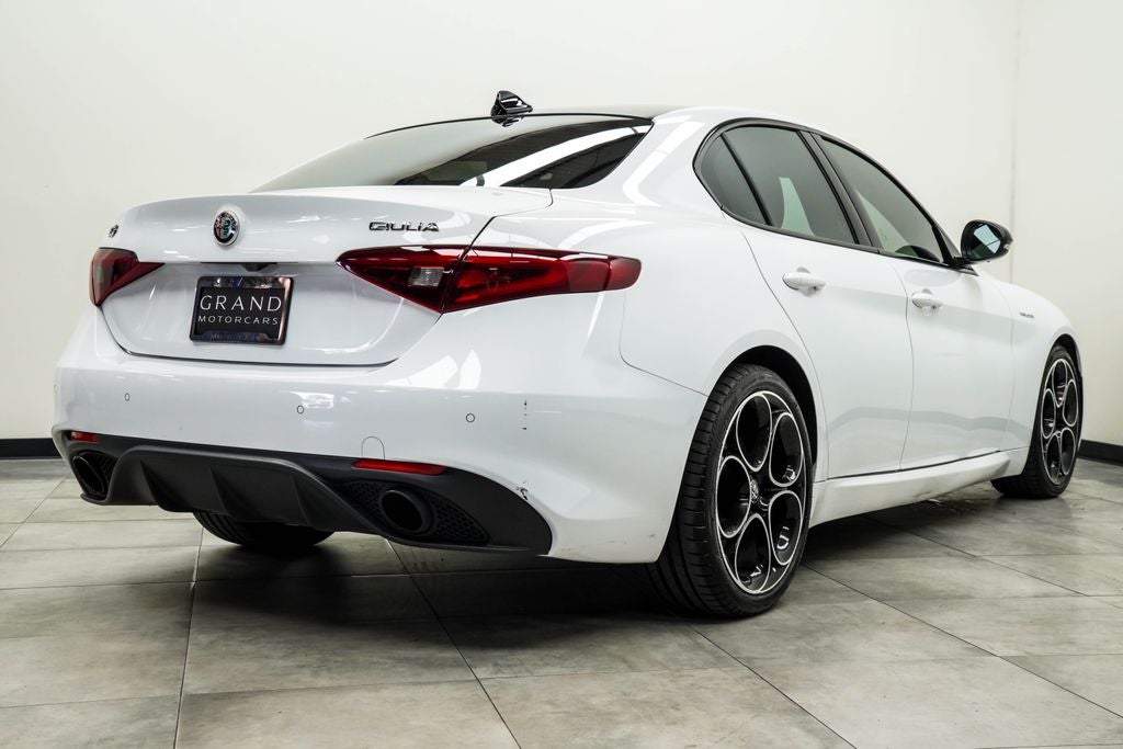 2023 Alfa Romeo Giulia Veloce