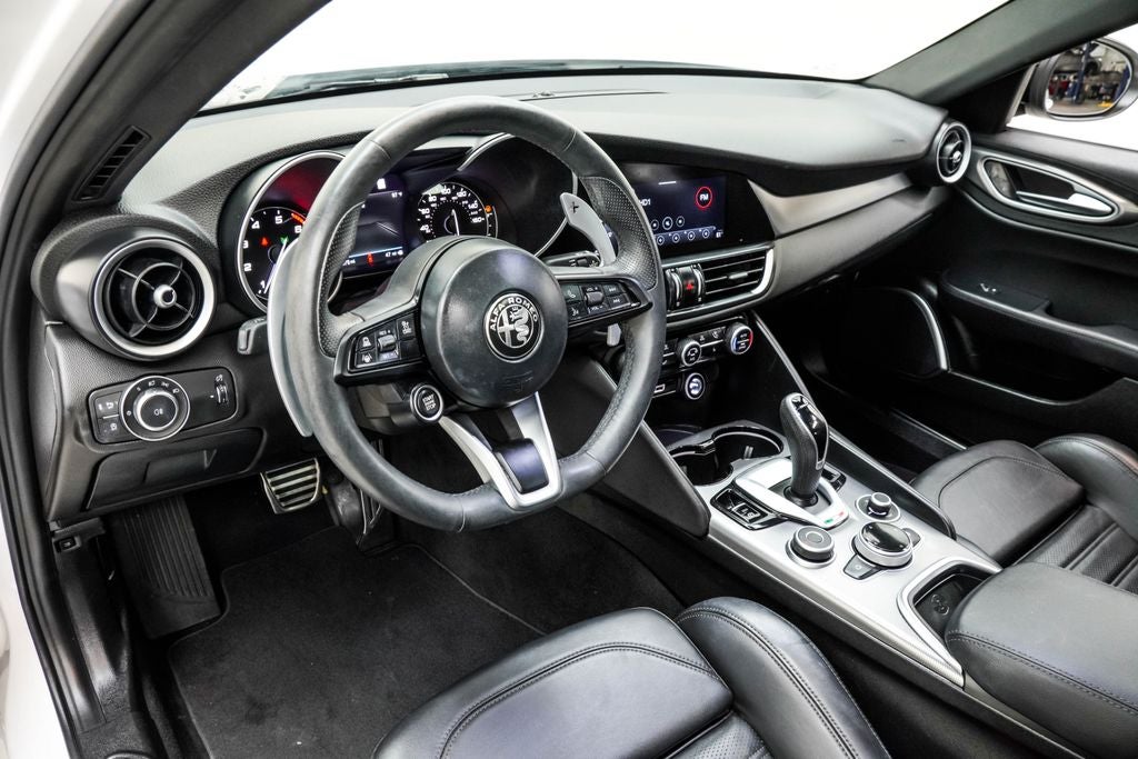 2023 Alfa Romeo Giulia Veloce