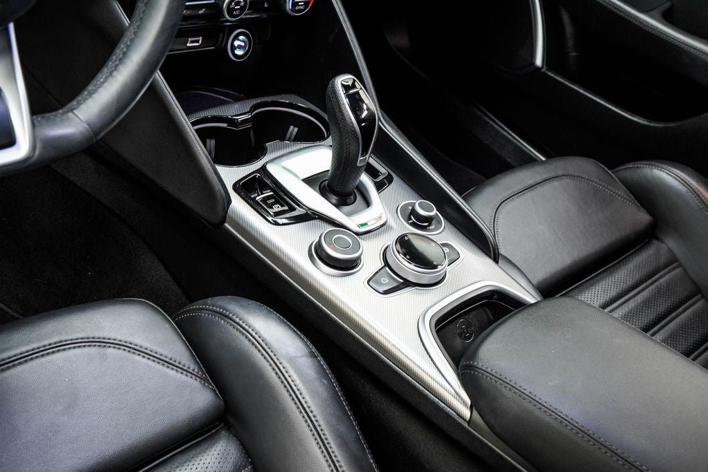 2023 Alfa Romeo Giulia Veloce
