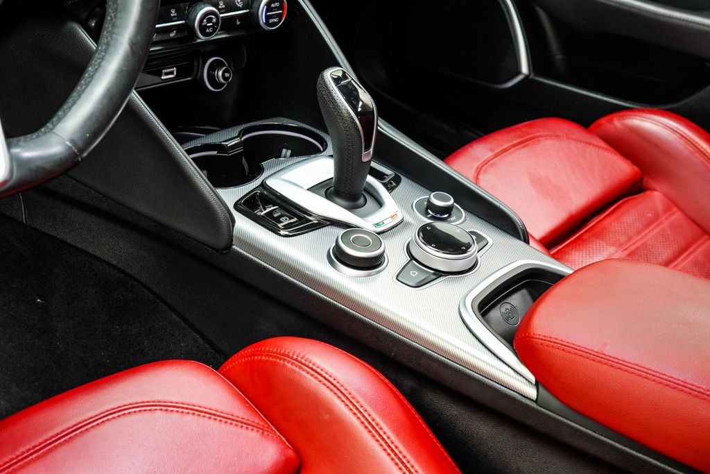 2023 Alfa Romeo Giulia Veloce