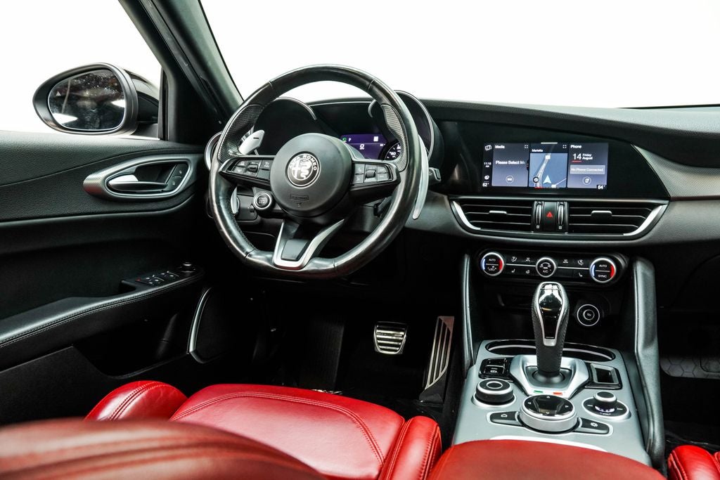 2023 Alfa Romeo Giulia Veloce