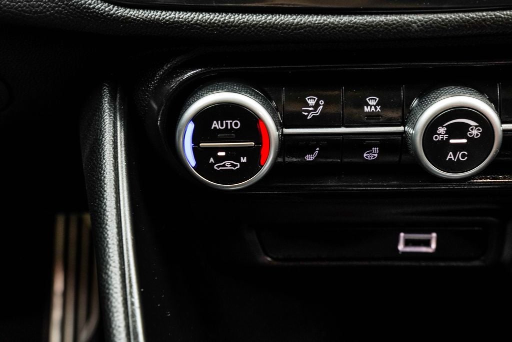 2022 Alfa Romeo Giulia Ti
