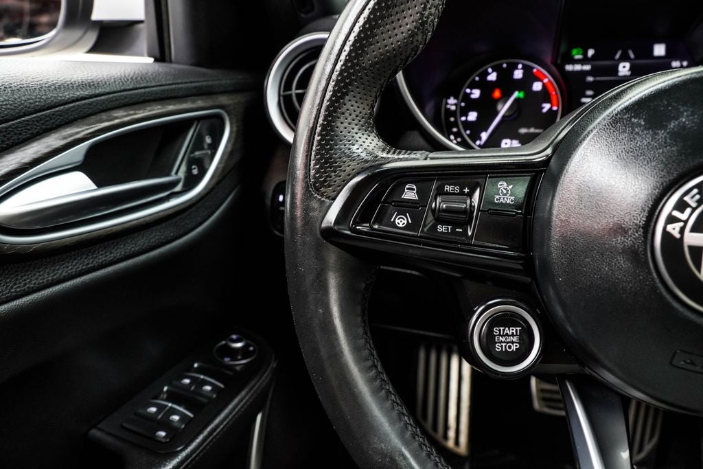 2022 Alfa Romeo Giulia Ti