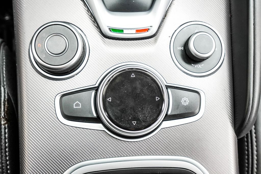 2022 Alfa Romeo Giulia Veloce