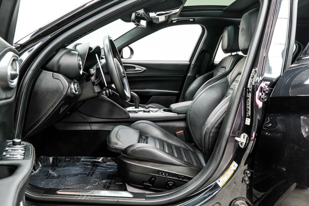 2023 Alfa Romeo Giulia Veloce