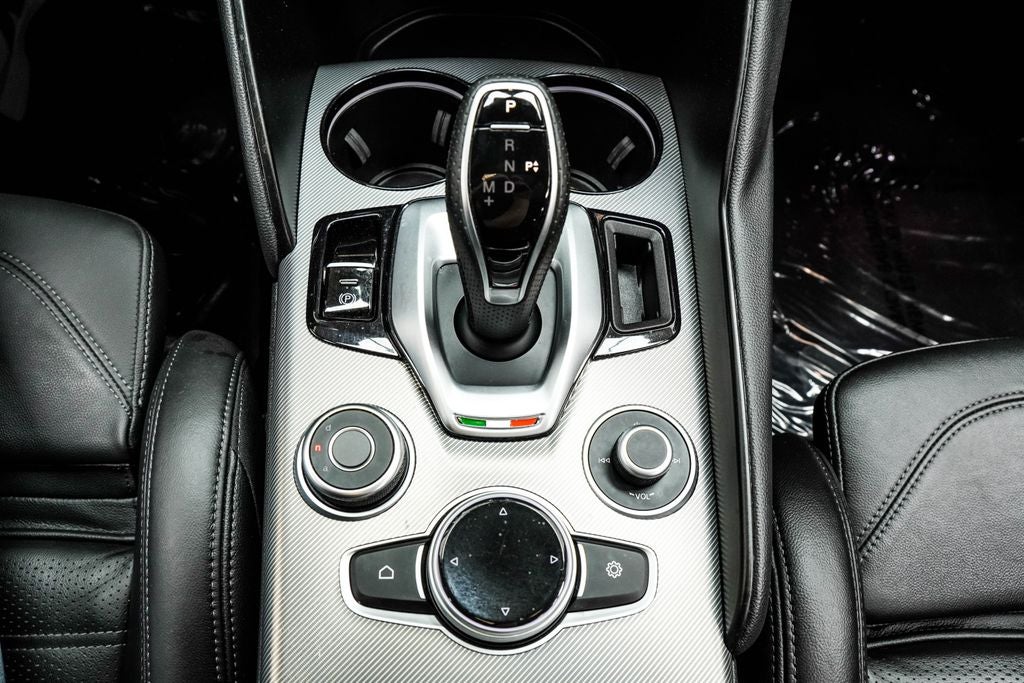 2023 Alfa Romeo Giulia Veloce