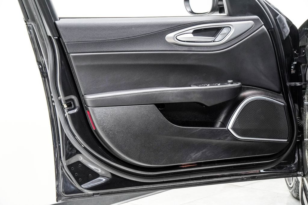 2023 Alfa Romeo Giulia Veloce