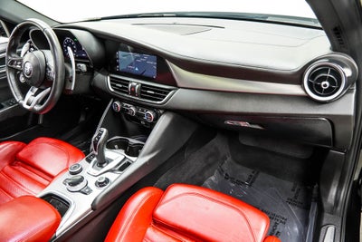 2024 Alfa Romeo Giulia Veloce
