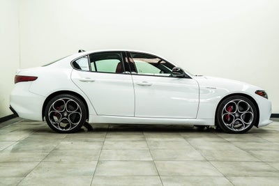 2023 Alfa Romeo Giulia Veloce