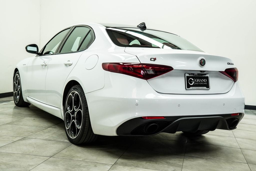 2023 Alfa Romeo Giulia Veloce
