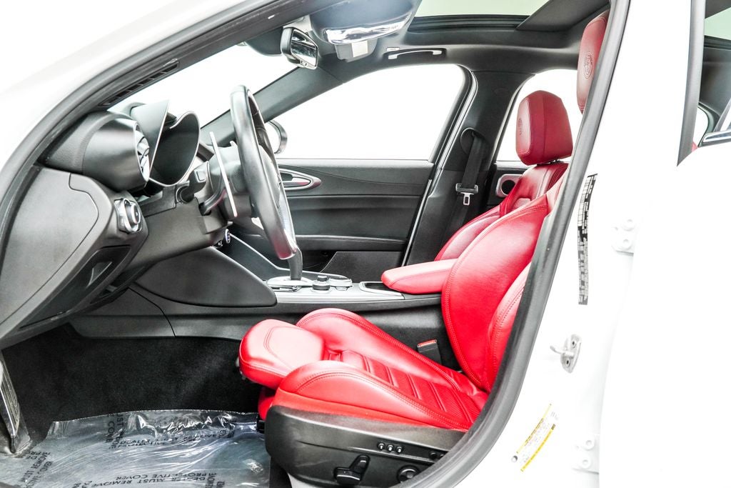 2023 Alfa Romeo Giulia Veloce