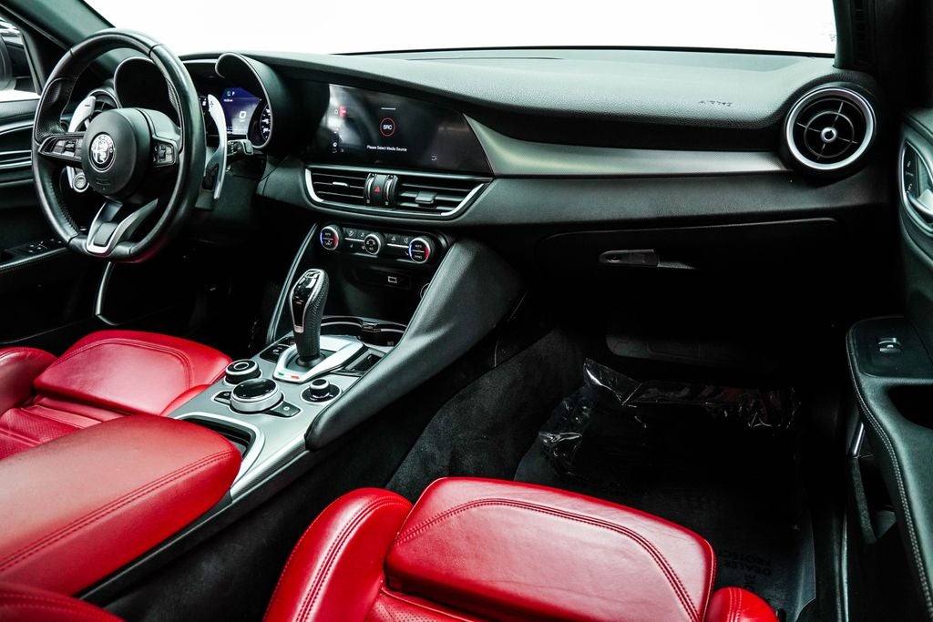 2023 Alfa Romeo Giulia Veloce