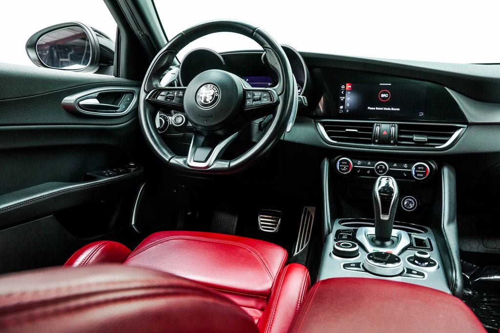 2023 Alfa Romeo Giulia Veloce