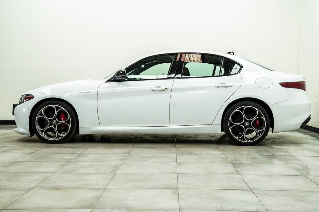 2023 Alfa Romeo Giulia Veloce