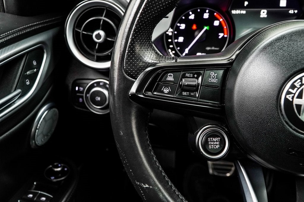 2023 Alfa Romeo Giulia Veloce